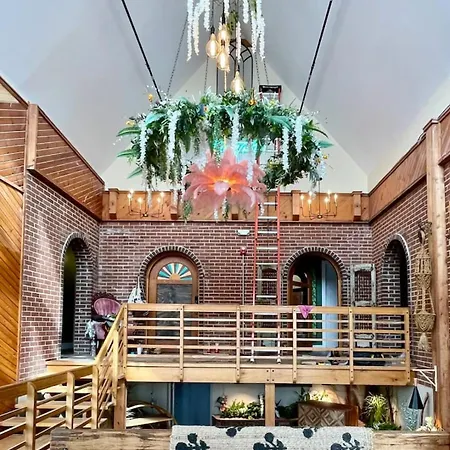 The Atrium - A Boutique Hotel - Suite 18